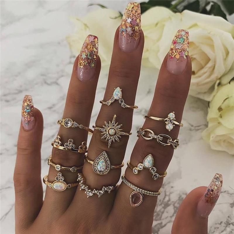 Lyvra | Zestaw złotych pierścionków celestial luxury