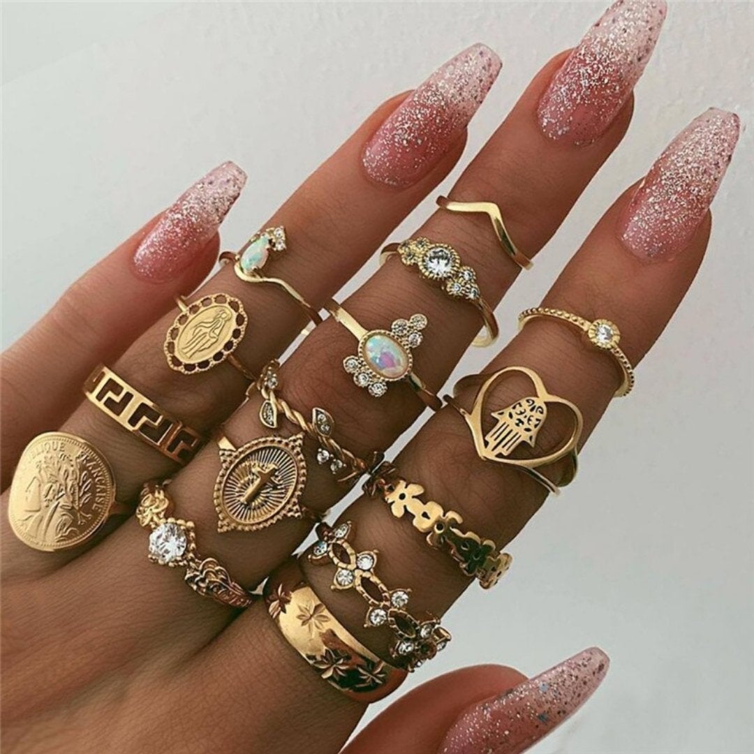 Lyvra | Zestaw złotych pierścionków celestial luxury