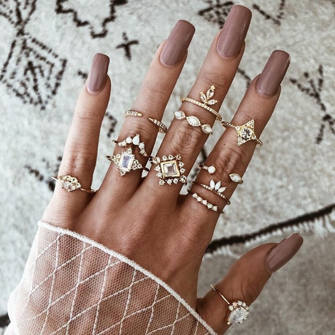Lyvra | Zestaw złotych pierścionków celestial luxury