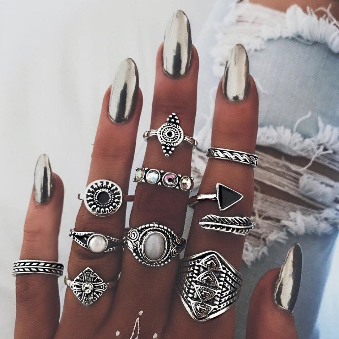 Lyvra | Zestaw złotych pierścionków celestial luxury